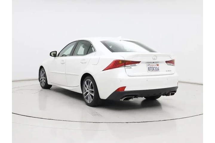 $25998 : Lexus IS 300 2020 4dr Sedan image 2