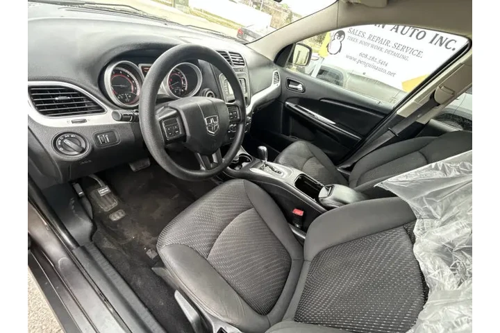 $7990 : 2017 Journey SE image 10