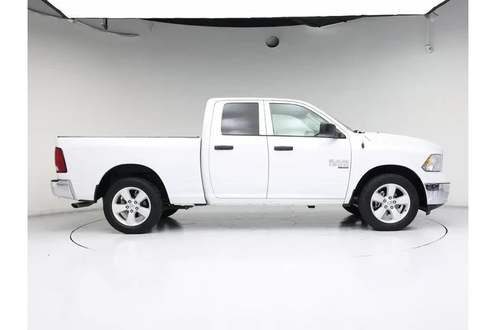 $27998 : Ram 1500 Classic 2024 4x4 SL image 7