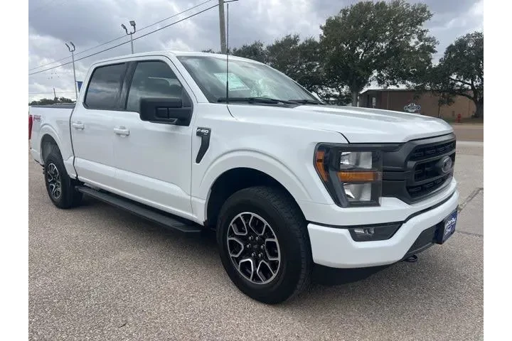 $33995 : Ford F-150 2023 4x4 XLT 4dr image 4