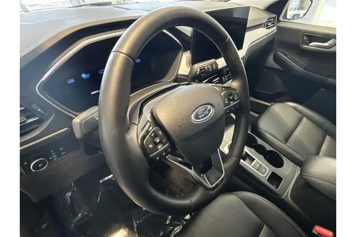 $34990 : Ford Escape 2025 AWD Platinu image 9