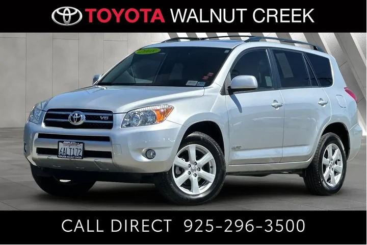$11800 : Toyota RAV4 2008 4x4 Limited image 2