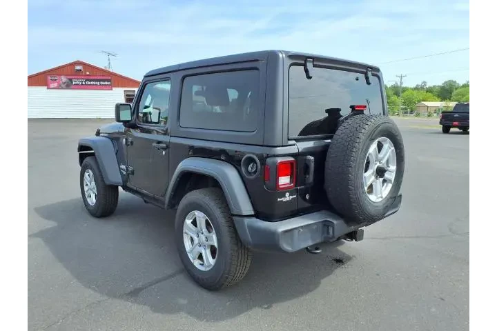 $21812 : Jeep Wrangler 2019 4x4 Sport image 4