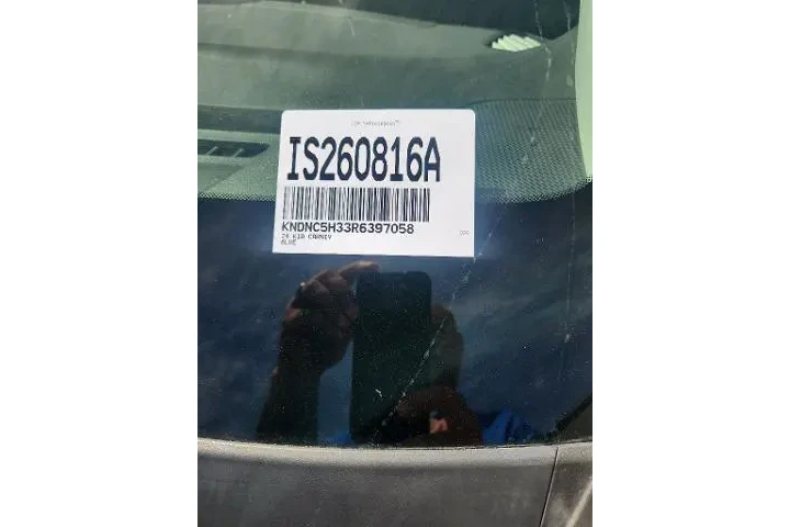 $35991 : Kia Carnival 2024 EX 4dr Min image 4