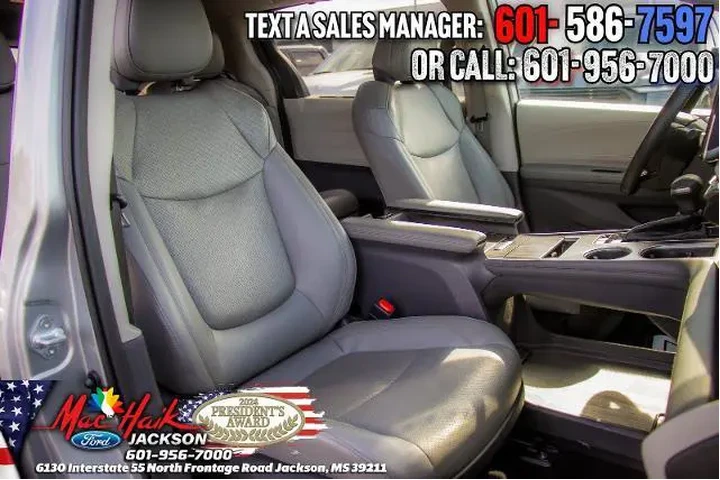 $39995 : Toyota Sienna 2022 Limited 7 image 9