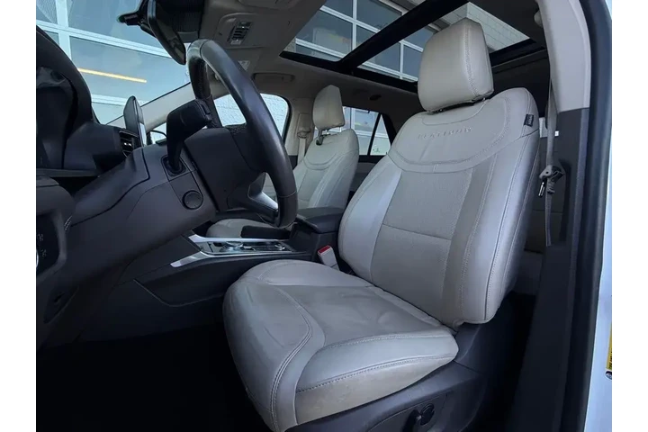 $39995 : Ford Explorer 2023 AWD Plati image 5