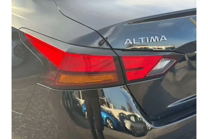 $19995 : Nissan Altima 2025 2.5 S 4dr image 10