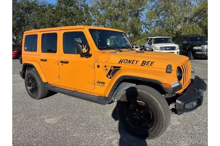 $29900 : Jeep Wrangler Unlimited 2021 image 1