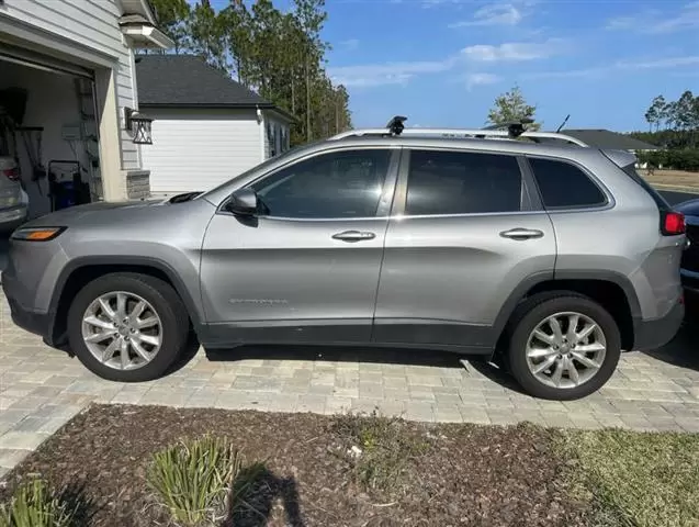 $5500 : 2015 Jeep Cherokee Limited image 4