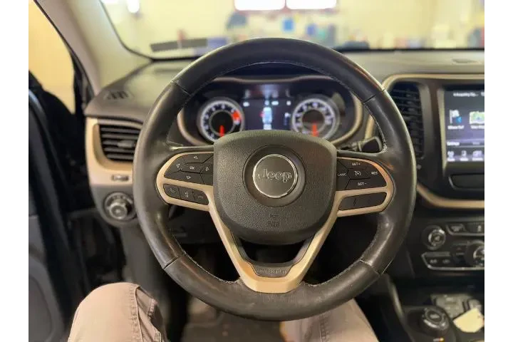 $17491 : Jeep Cherokee 2017 4x4 Limit image 5