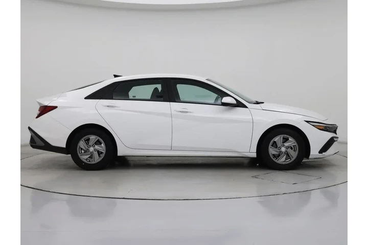 $16998 : Hyundai ELANTRA 2024 SE 4dr image 7