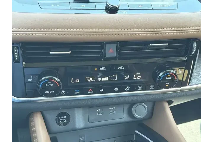 $29899 : Nissan Rogue 2025 Platinum 4 image 7