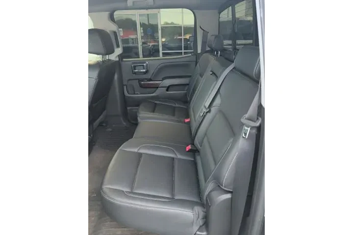 $28536 : GMC Sierra 1500 2018 4x4 SLT image 9