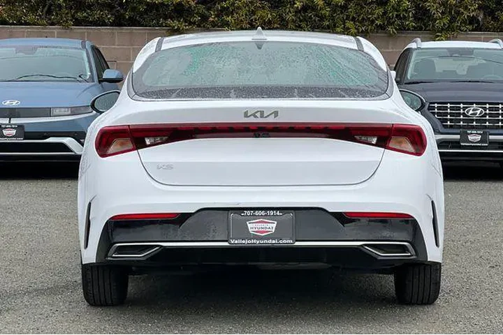 $18990 : Kia K5 2023 LXS 4dr Sedan image 7
