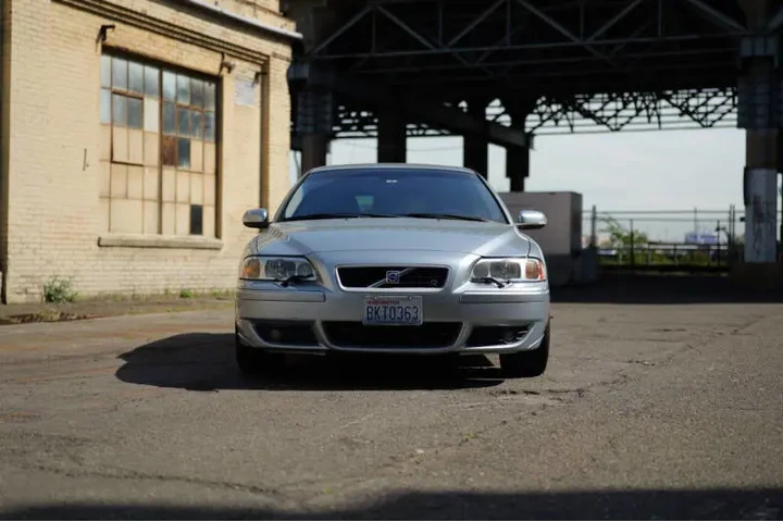 $13988 : 2007 V70 R image 10
