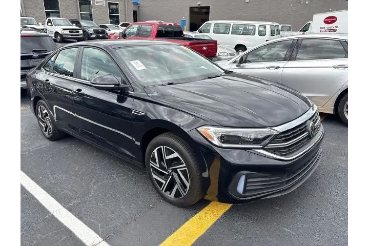$21991 : Volkswagen Jetta 2024 SEL 4d image 2
