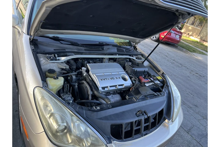 $1650 : Vendo Lexus Es 330 image 6