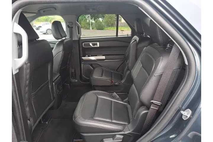 $34188 : Ford Explorer 2023 AWD XLT 4 image 10