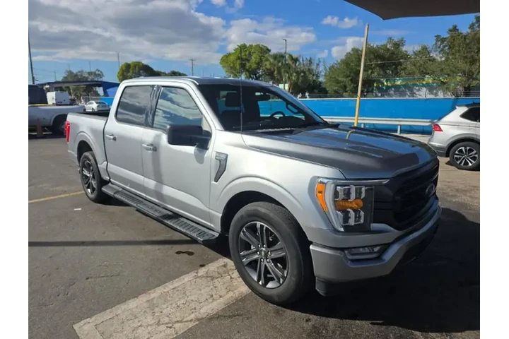 $30490 : Ford F-150 2023 4x2 XL 4dr S image 3