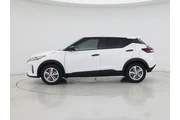 $18998 : Nissan Kicks 2023 S 4dr Cros thumbnail