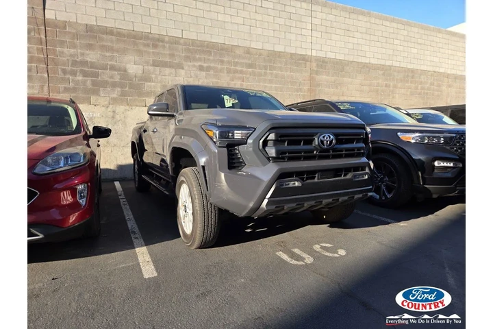 $37995 : Toyota Tacoma 2025 4x4 SR5 4 image 1