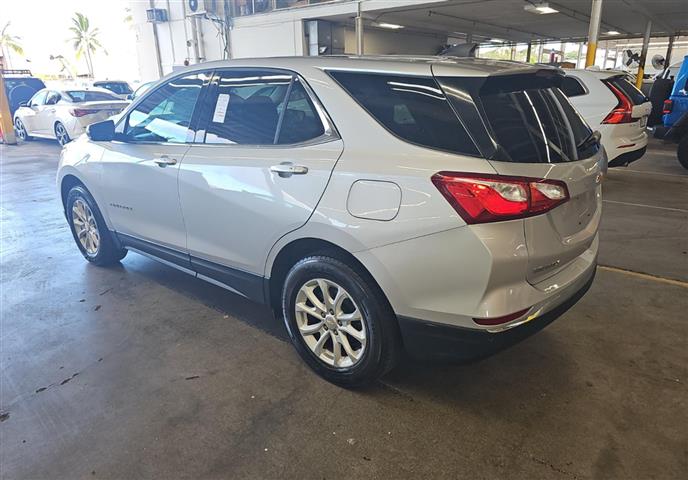 2019 Equinox image 6