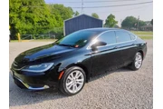 $8997 : 2016 200 Limited thumbnail