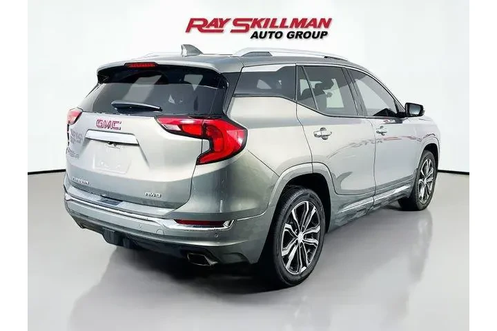 $16975 : GMC Terrain 2018 4x4 Denali image 5