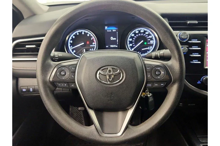 $19998 : Toyota Camry 2018 LE 4dr Sed image 10