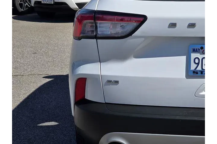 $20725 : Ford Escape 2022 SE 4dr SUV image 6