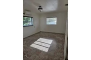 $700 : charming HOME ..Miami, FL thumbnail