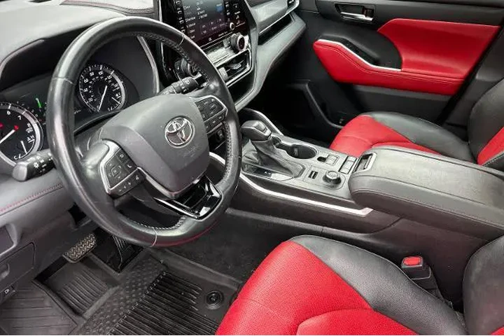 $36862 : Toyota Highlander 2021 AWD X image 4