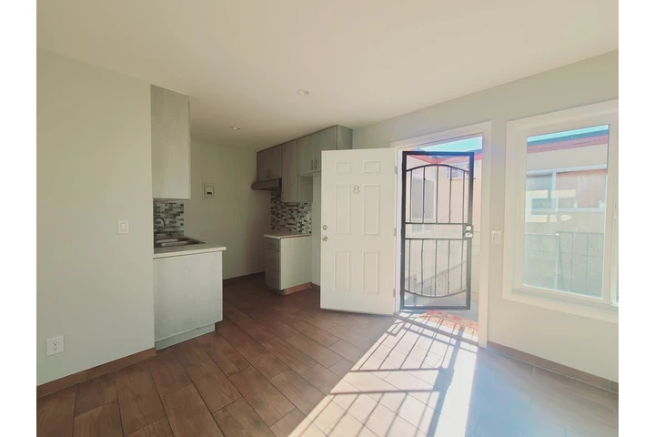 $1999 : RENTO APARTAMENTO image 9