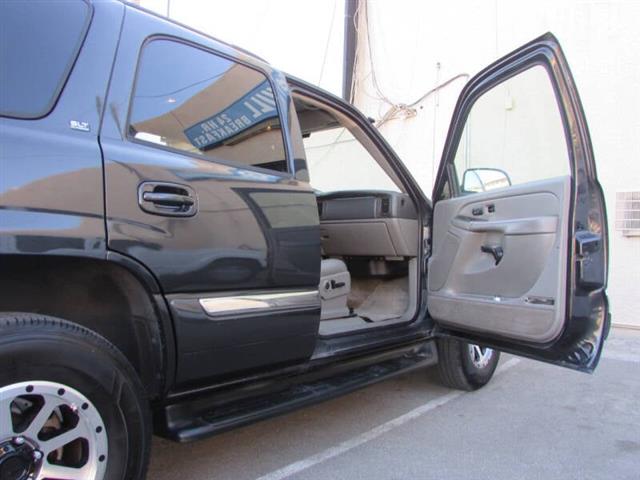 $8995 : 2005 GMC Yukon SLE image 9