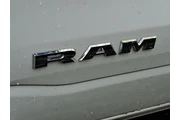 $31999 : Ram 1500 2019 4x4 Laramie 4d thumbnail
