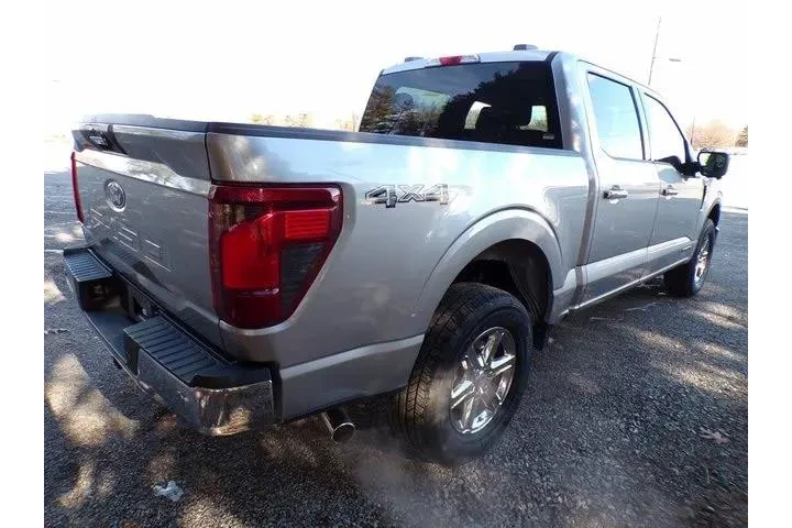 $36963 : Ford F-150 2024 4x4 XLT 4dr image 4