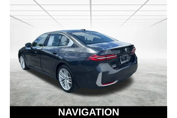 $38320 : BMW 5 Series 2025 530i 4dr S image 7