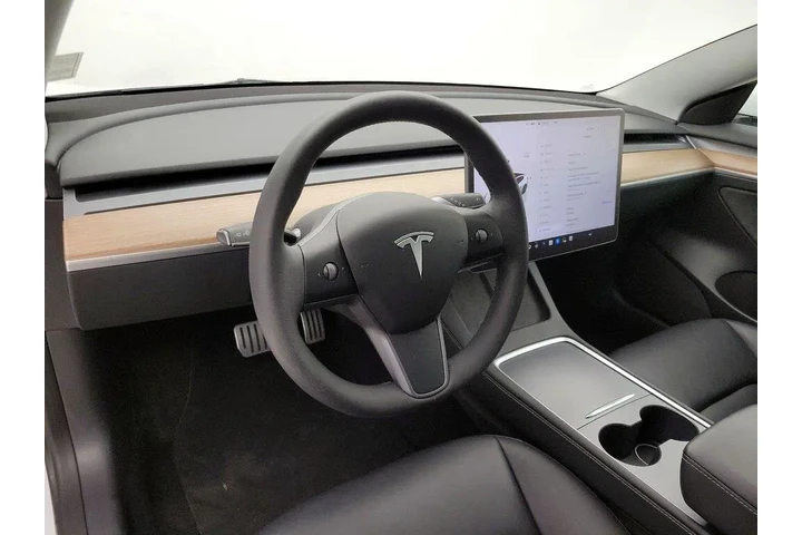 $27998 : Tesla Model 3 2023 4dr Sedan image 9