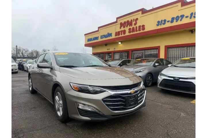 2023 Malibu LT image 1