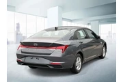 $17888 : Hyundai ELANTRA 2023 SE 4dr thumbnail