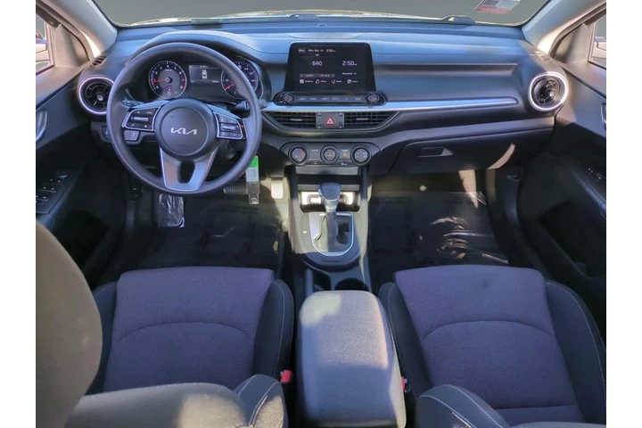 Kia Forte 2024 image 10