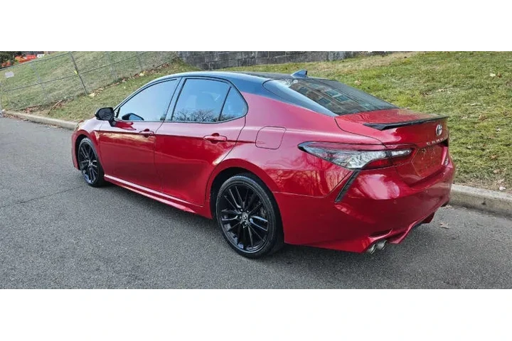 $19995 : 2021 Camry XSE image 5