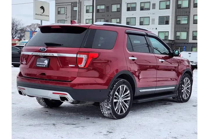 $18495 : 2017 Explorer Platinum image 10