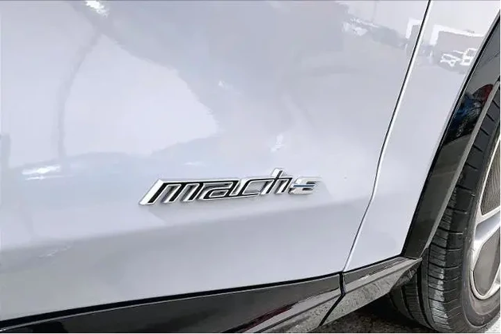 $29593 : Ford Mustang Mach-E 2023 Pre image 10