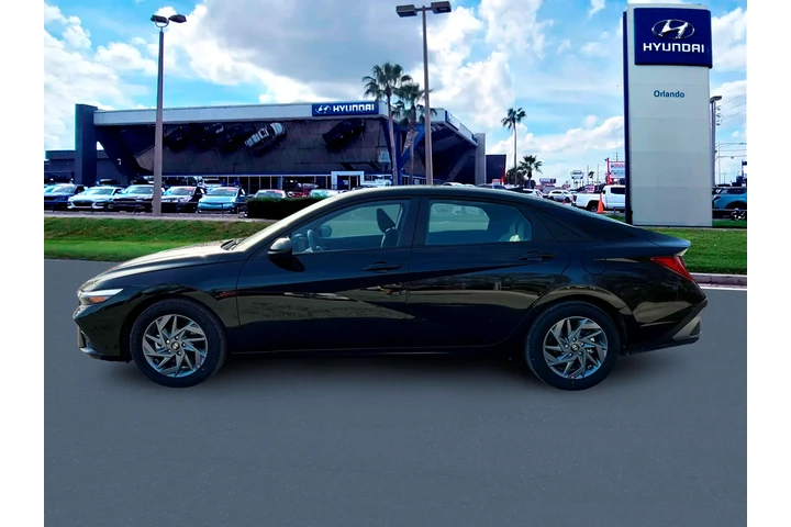 $21593 : Hyundai ELANTRA Hybrid 2025 image 3