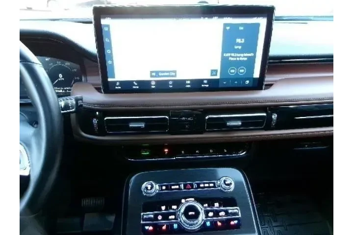 $34629 : Lincoln Nautilus 2021 AWD Re image 9