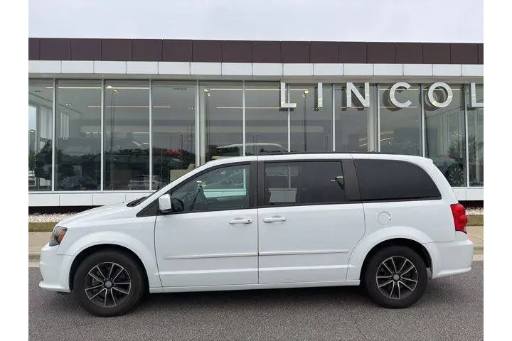$11456 : Dodge Grand Caravan 2017 GT image 2