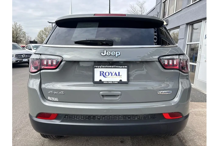 $25995 : 2023 Compass Latitude 4x4 image 7