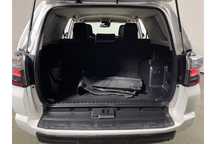 $35995 : Toyota 4Runner 2020 4x4 SR5 image 10