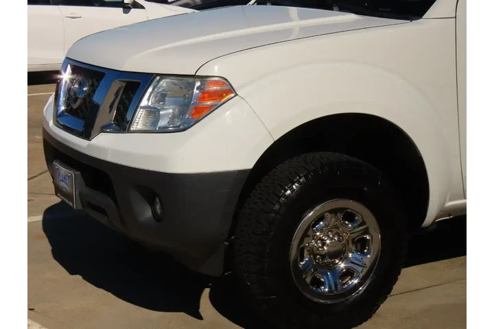 $12999 : Nissan Frontier 2019 4x2 S 4 image 3